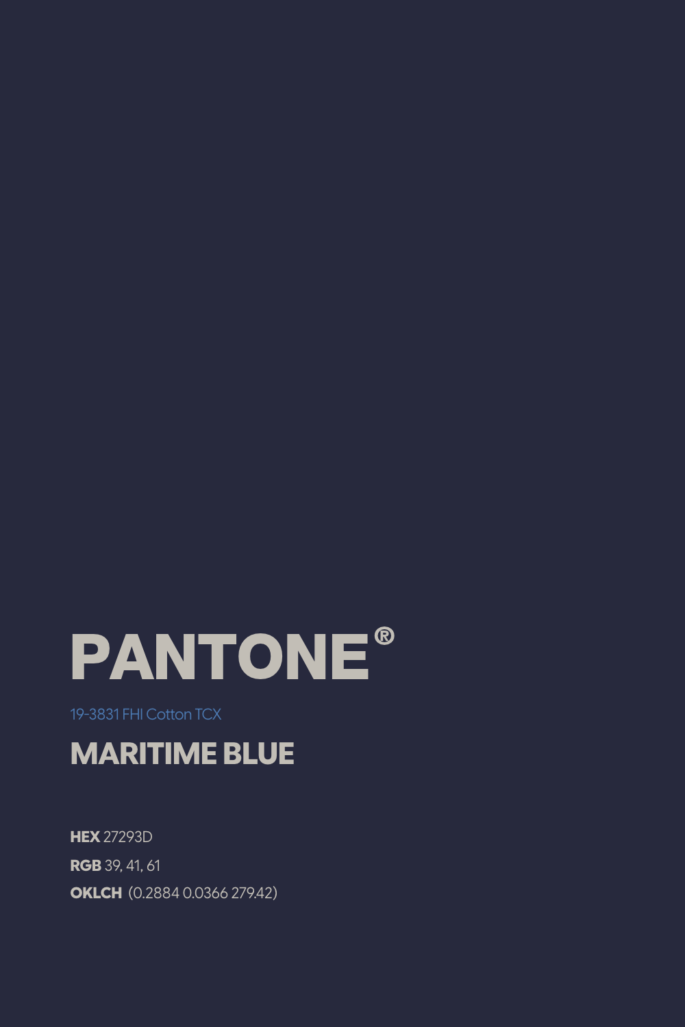 Fargeark: PANTONE 19-3831 FHI Cotton TCX Maritime Blue med Moonstruck-farget tekst. HEX 27293D, RGB 39, 41, 61.